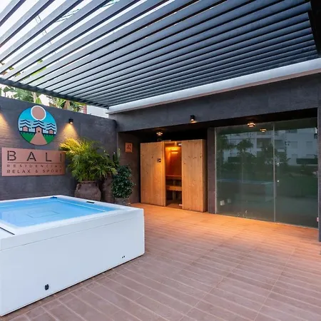 アパート 2 Bedroom Bali With Sea Views *