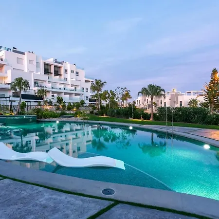アパート 2 Bedroom Bali With Sea Views トレビエハ