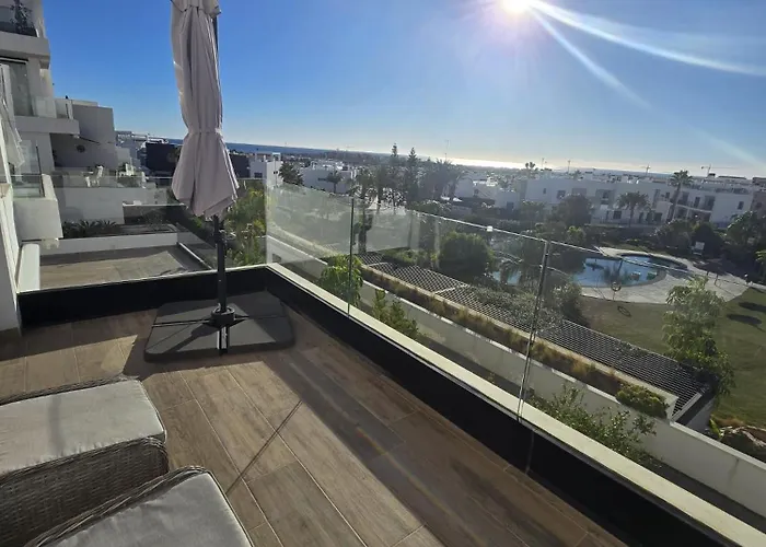 2 Bedroom Bali With Sea Views Apartament Torrevieja